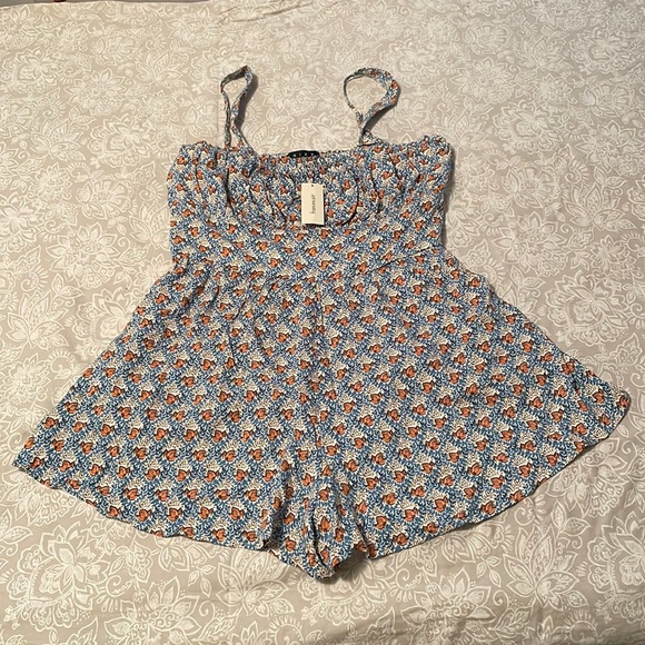 Pants - Trixxi Short Romper NWT